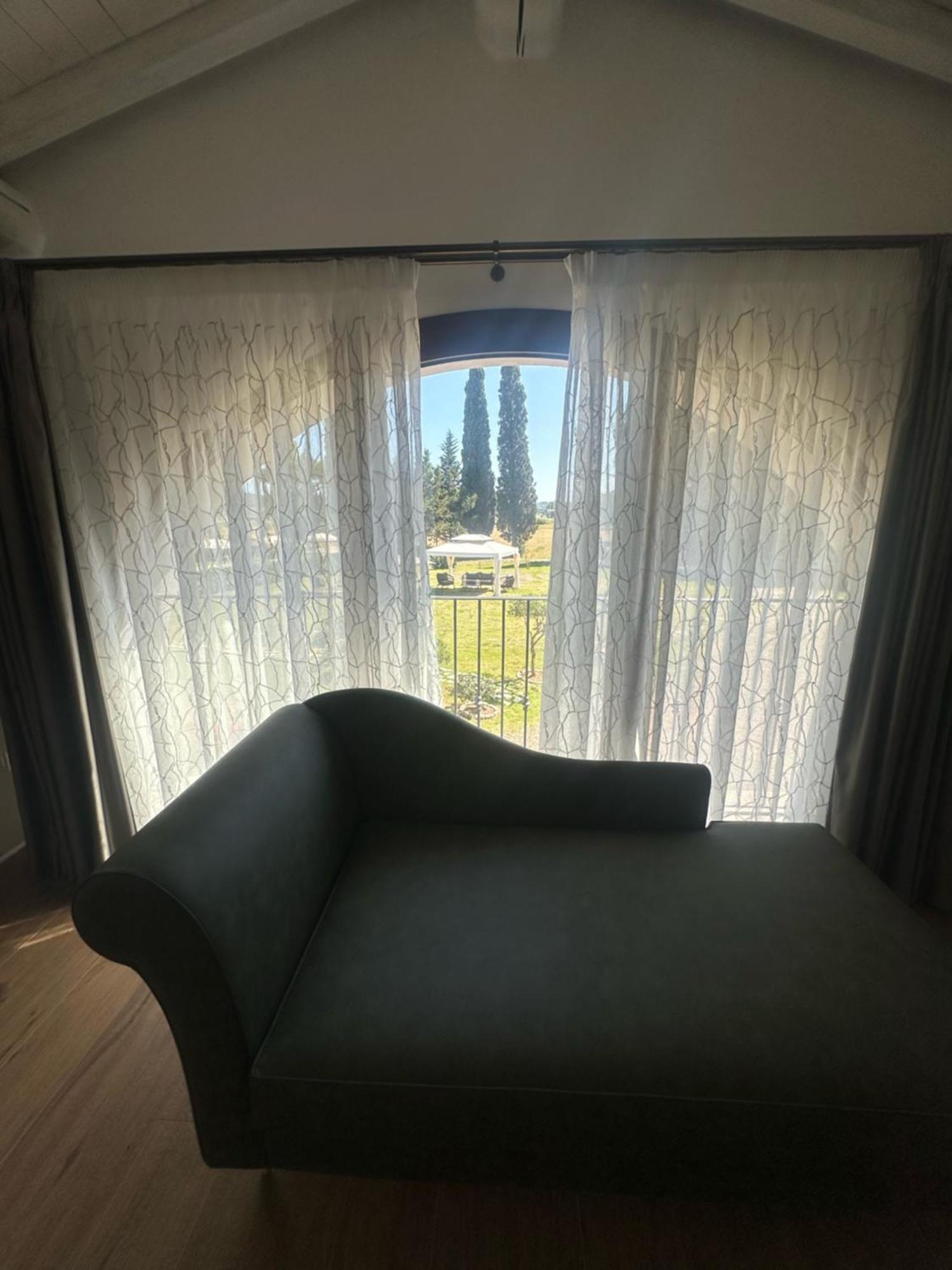 La Vecchia Cantina Guzzardi Lari Dış mekan fotoğraf