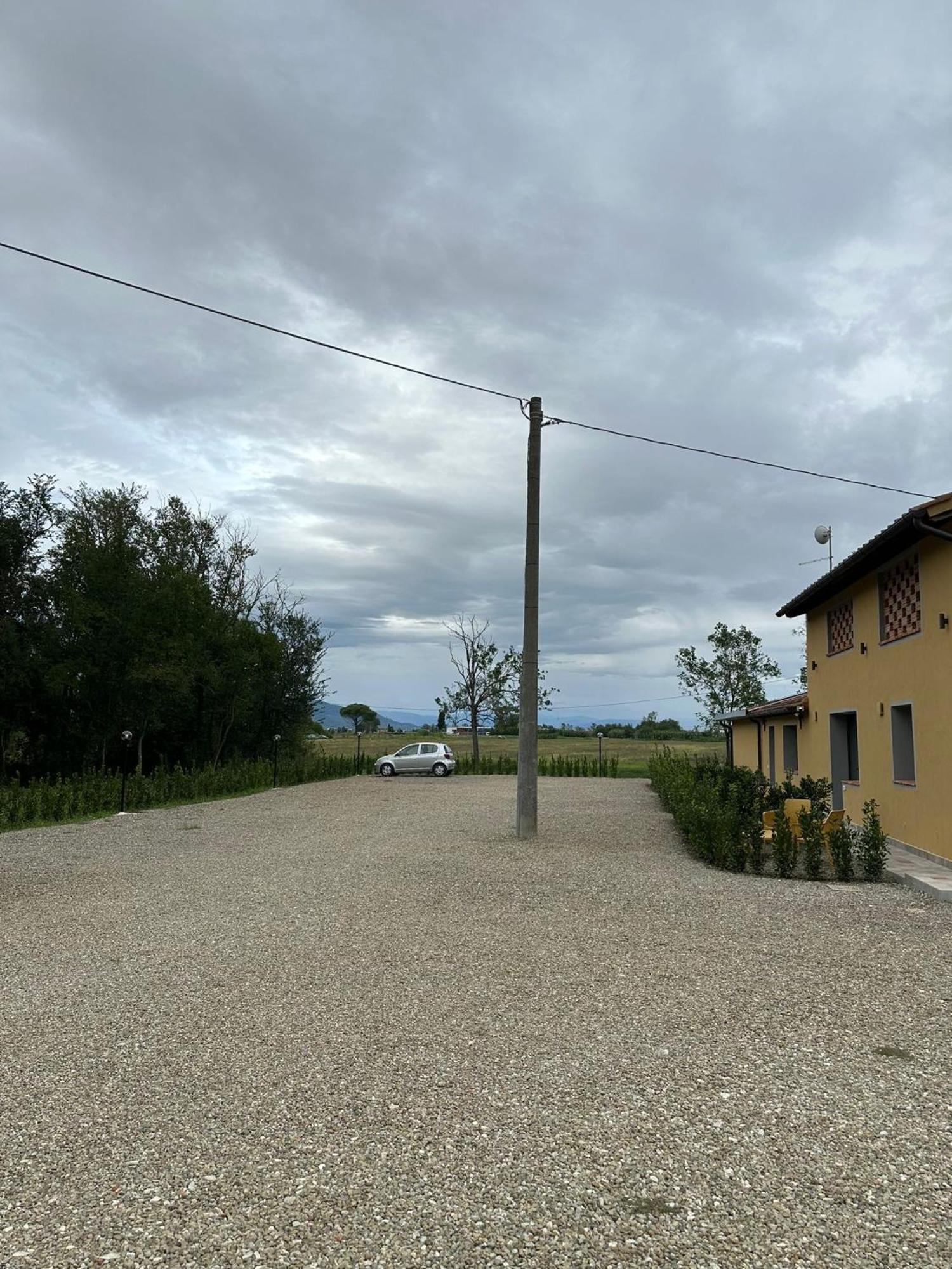 La Vecchia Cantina Guzzardi Lari Dış mekan fotoğraf