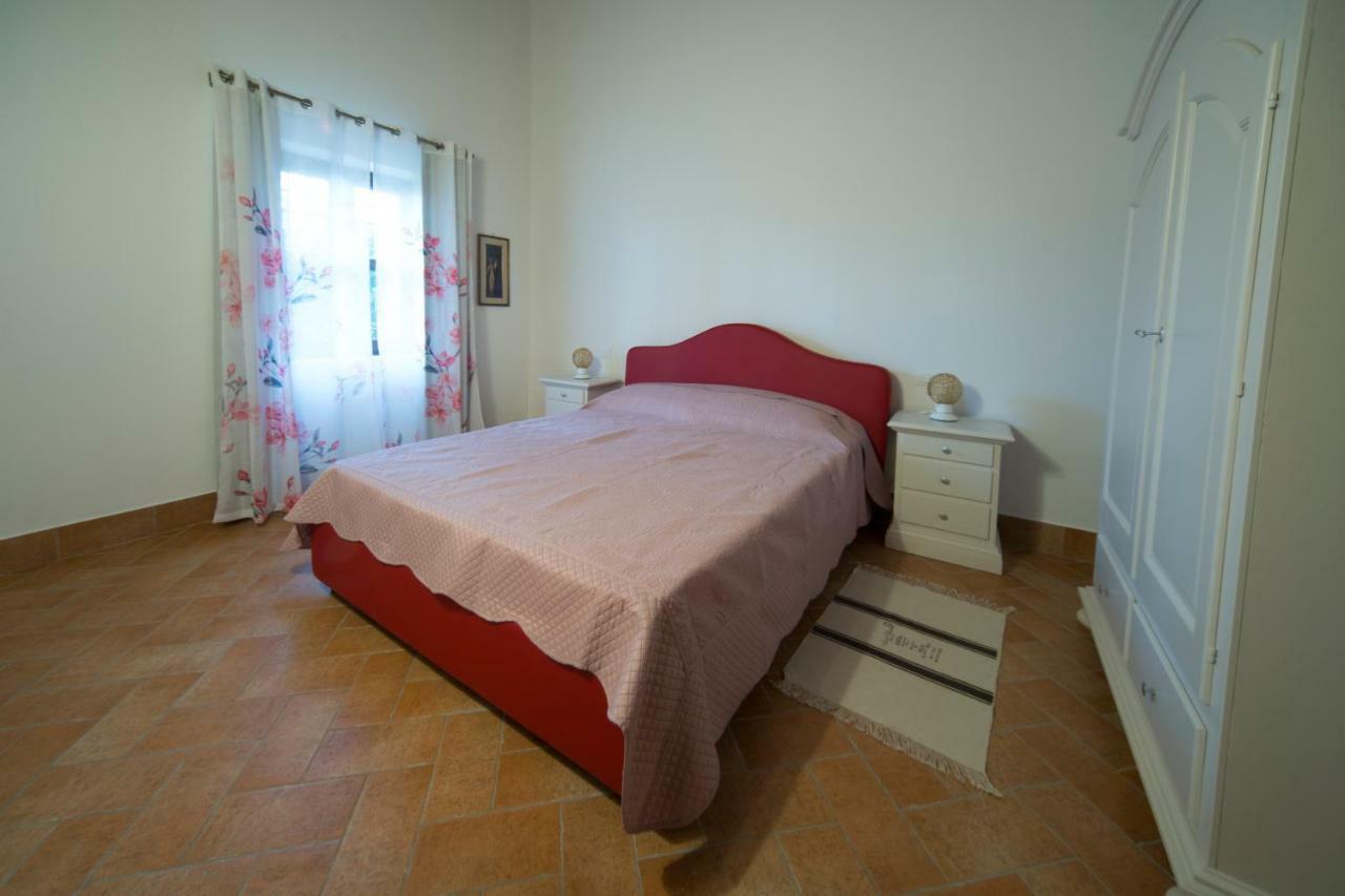 La Vecchia Cantina Guzzardi Lari Dış mekan fotoğraf