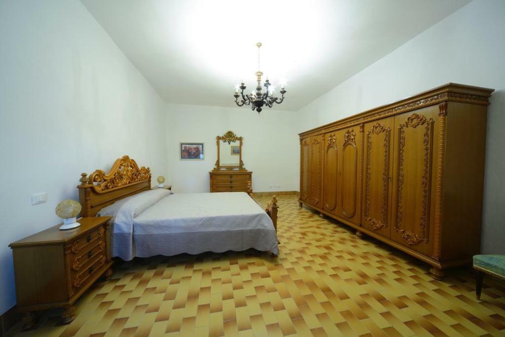 La Vecchia Cantina Guzzardi Lari Dış mekan fotoğraf