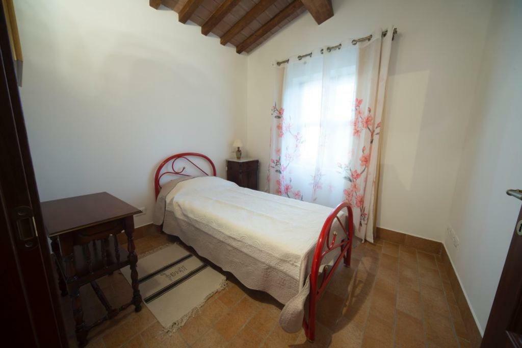 La Vecchia Cantina Guzzardi Lari Dış mekan fotoğraf